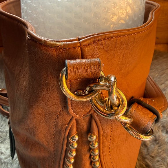 Jessica Simpson Camile Convertible Hobo Bag. Shoulder or crossbody style - Picture 8 of 9